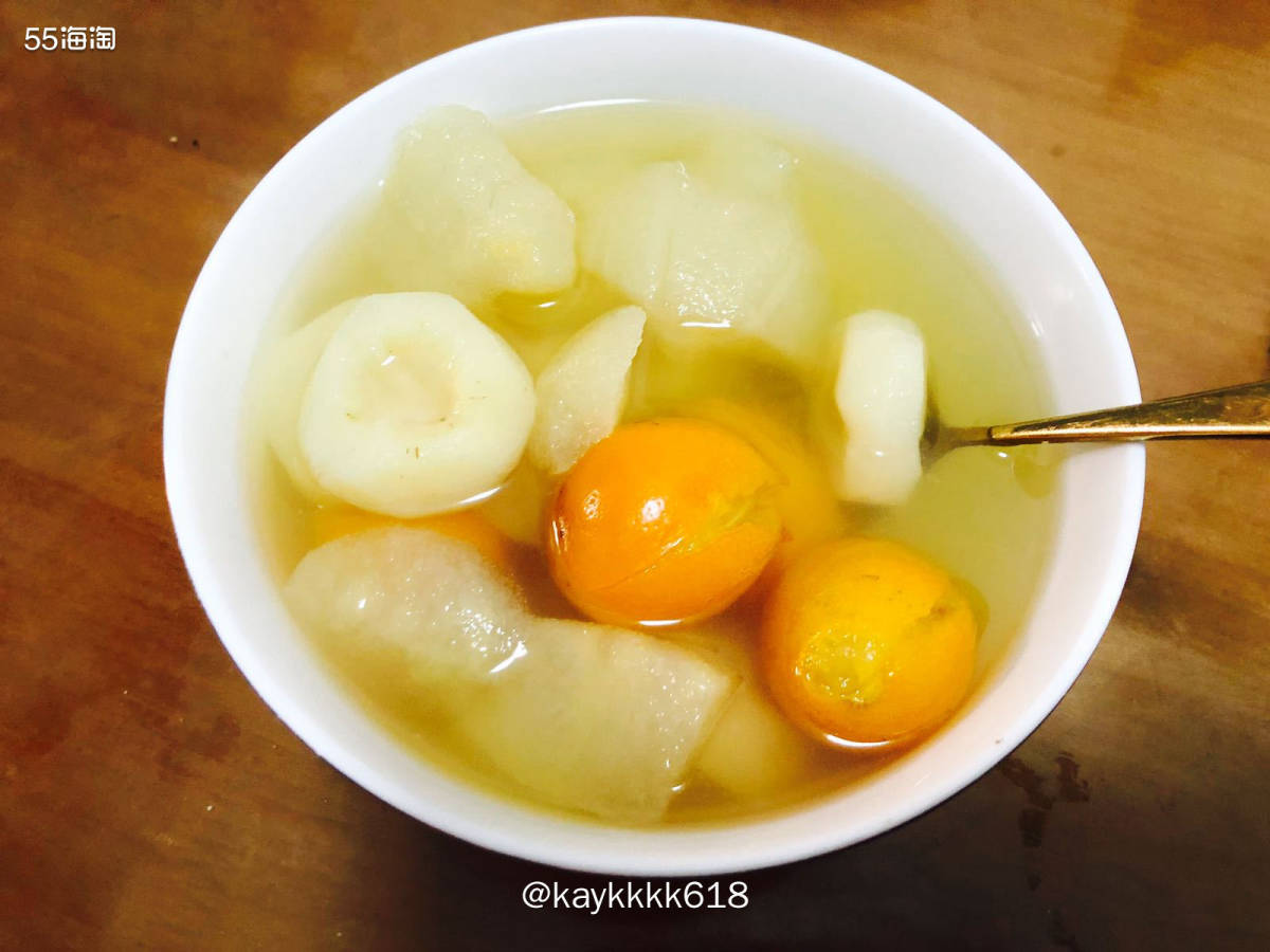 这两天时气反反复复容易着凉就会咳嗽😷保暖很重要但是来点润肺