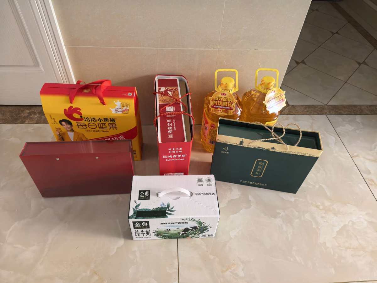 🍑既然姑姑姑父家提前送掉了，那自己家也一起送掉吧，马上来分