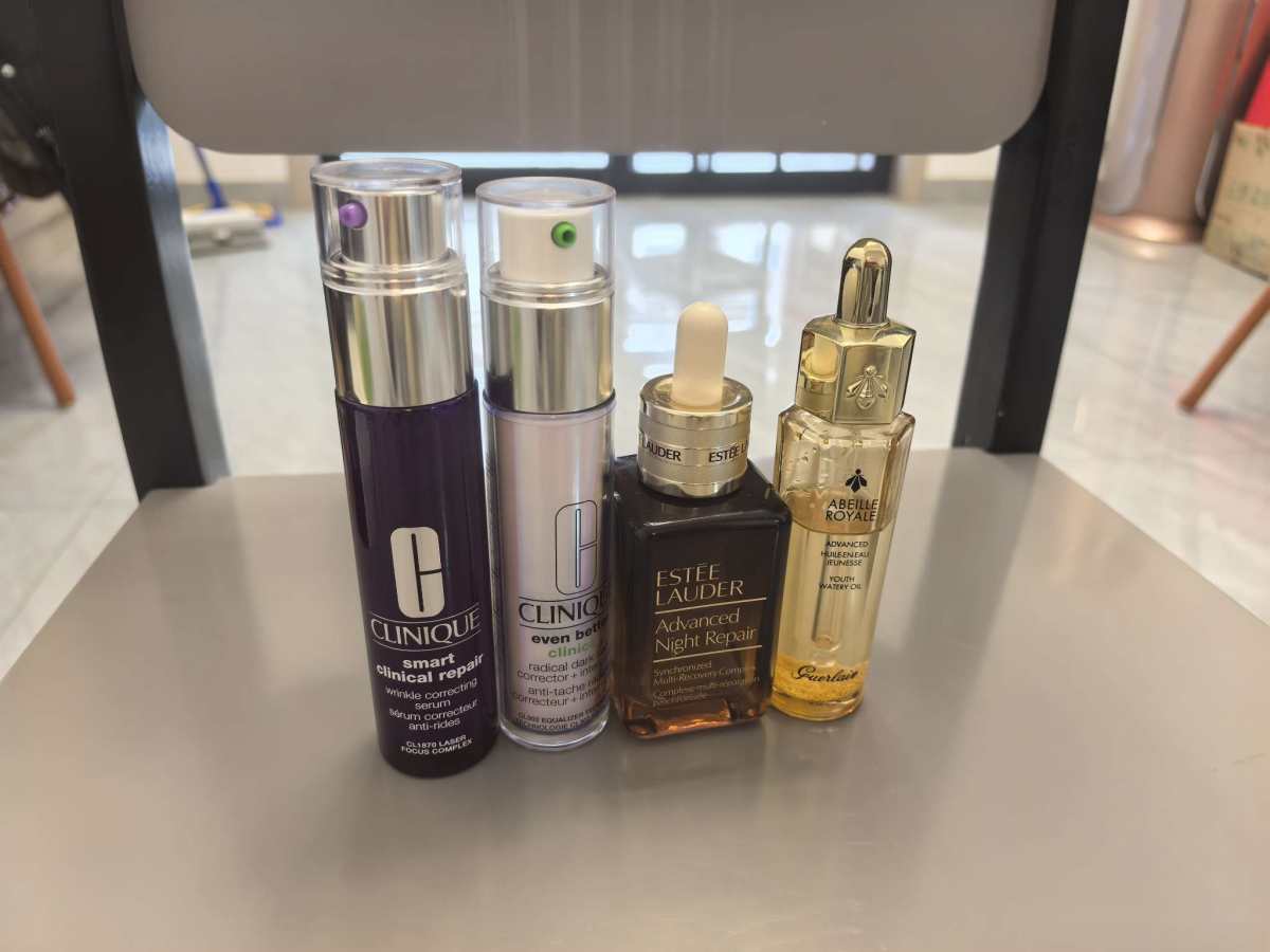 🌸继续分享冬日护肤啦，这次是精华篇，保湿维稳和功效护肤都有