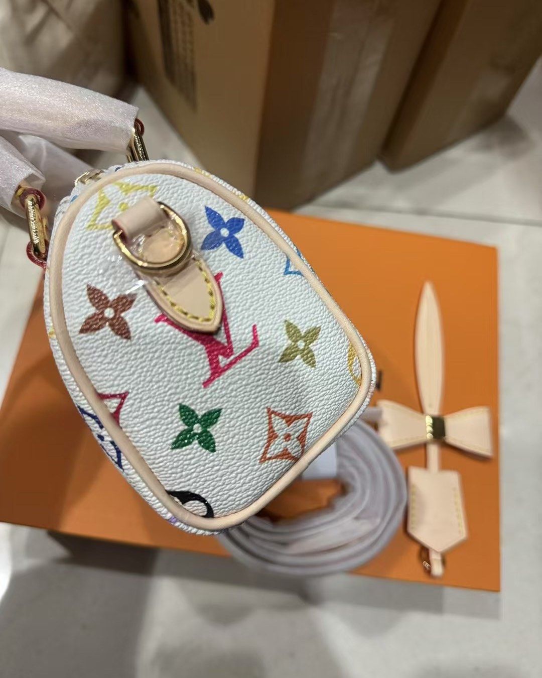 LV x TM Nano Speedy白三彩手袋 可拆卸的奶