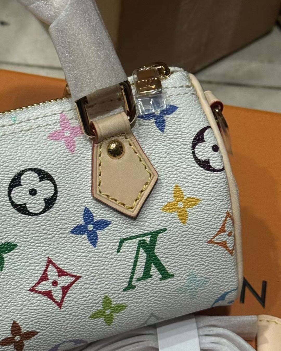 LV x TM Nano Speedy白三彩手袋 可拆卸的奶
