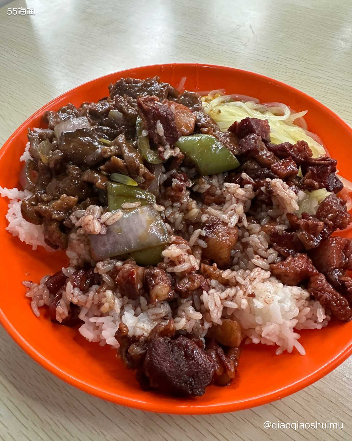 上午陪家属到北科大办事儿，时至中午，就在这里吃午饭吧。 这里