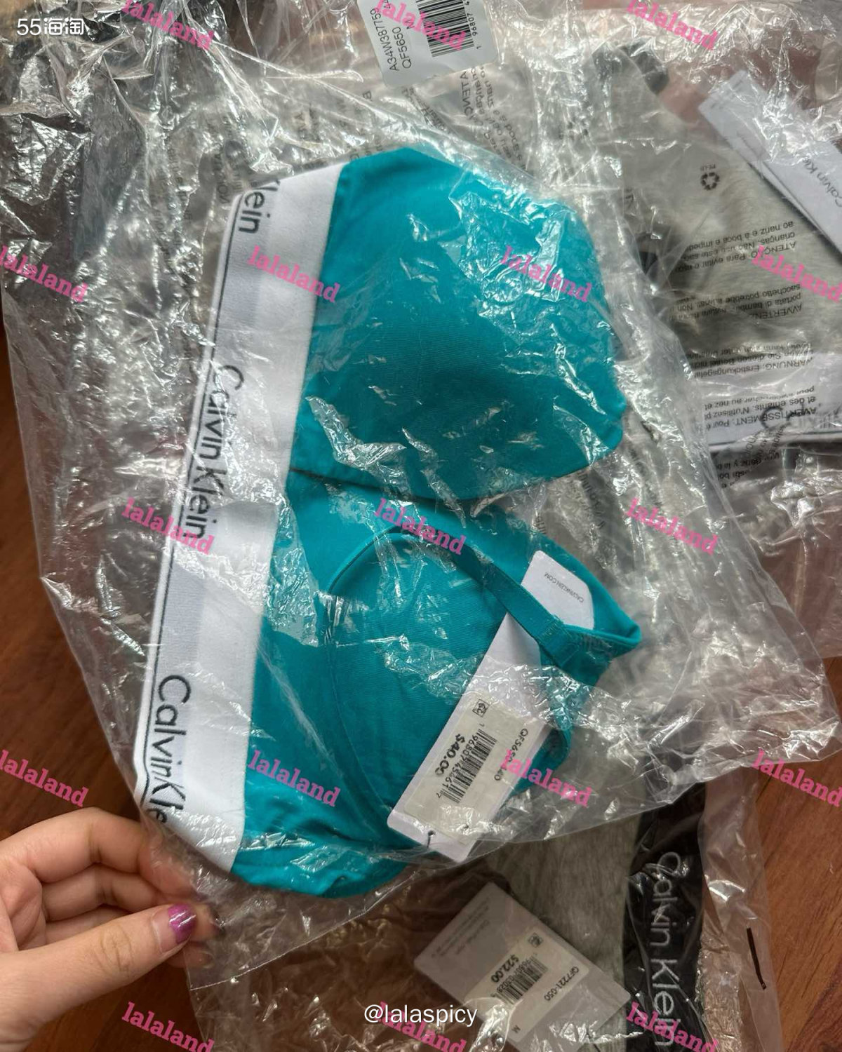 嘻嘻，这次海淘的CK内衣内裤真的鲨疯了！👙🩲   从下单