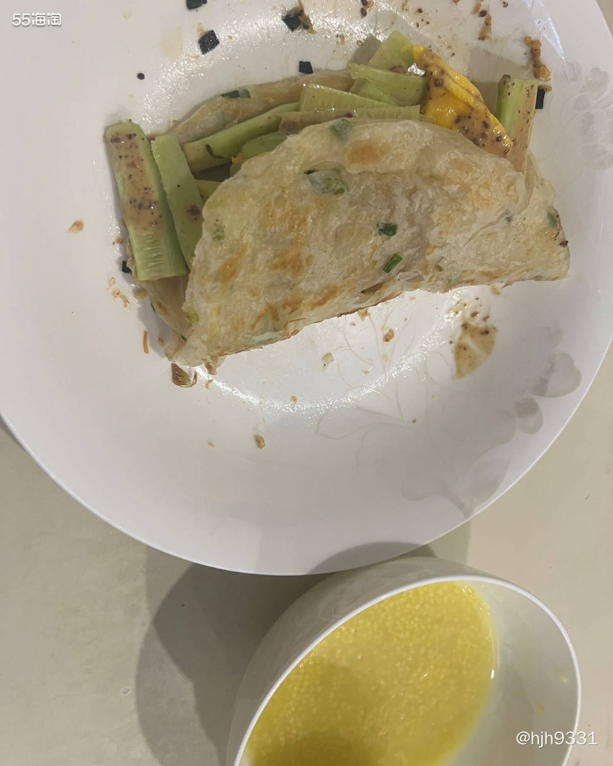 🥣之前一直买的现成的手抓饼，但是总感觉它们的油有可能是有反