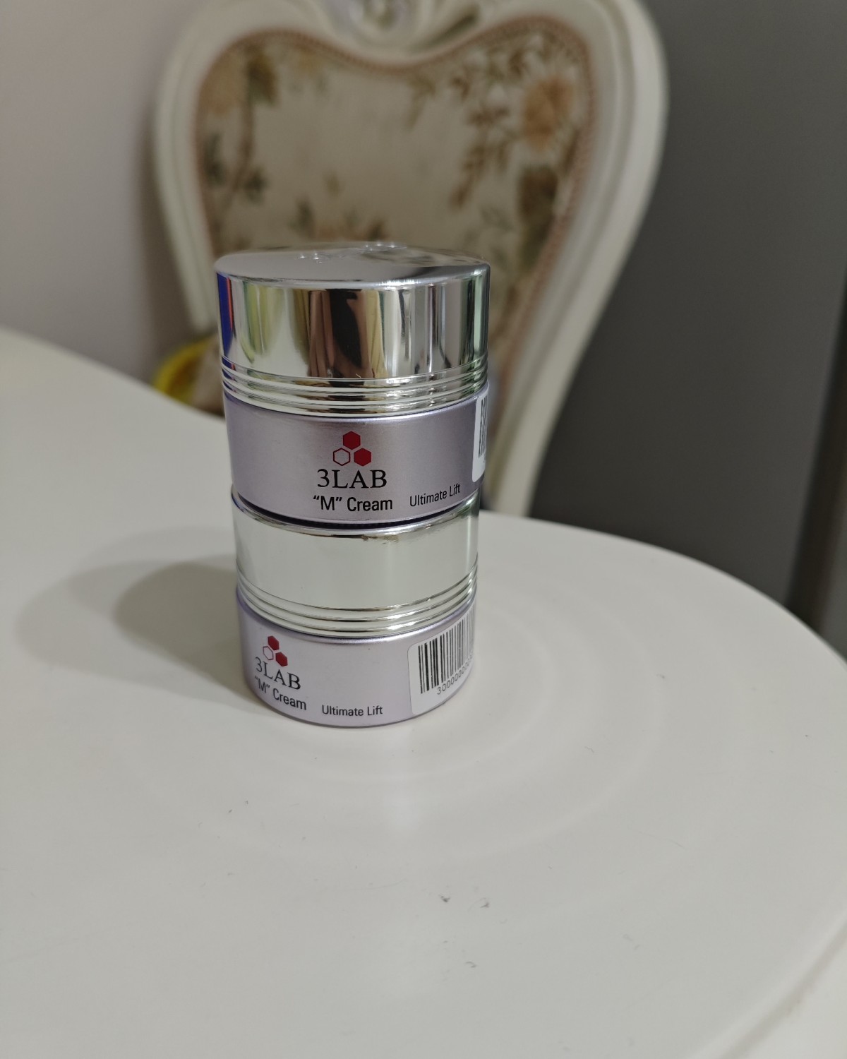 现在大部分的品牌要么是植物提取的植萃品牌，要么是科技品牌堆砌