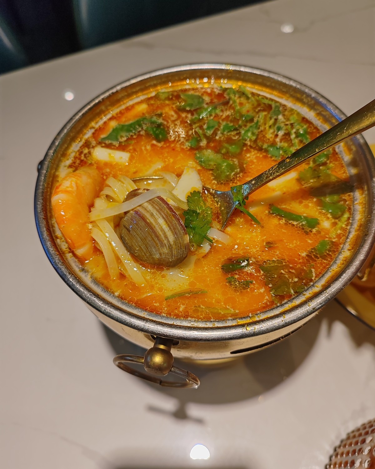 想躺平，想吃好吃的，工作日约一下闺蜜吃个饭吧！ 约的龙鼎万达