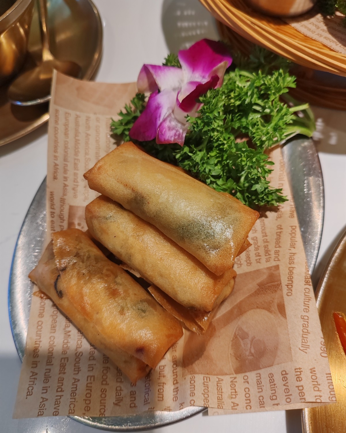 想躺平，想吃好吃的，工作日约一下闺蜜吃个饭吧！ 约的龙鼎万达