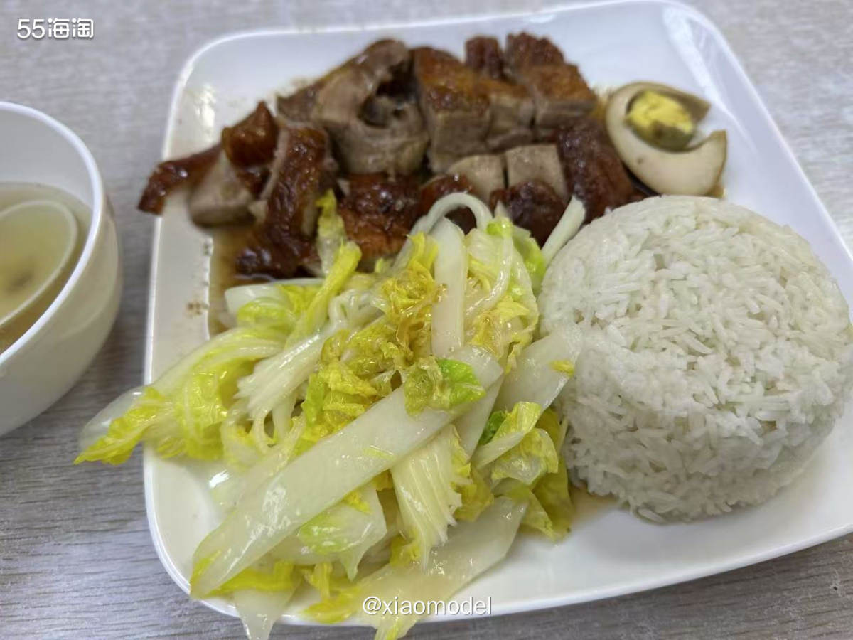 😀路遇一家新开的化州香油鸡店铺，结果烧鸭脑袋的我，走进去点