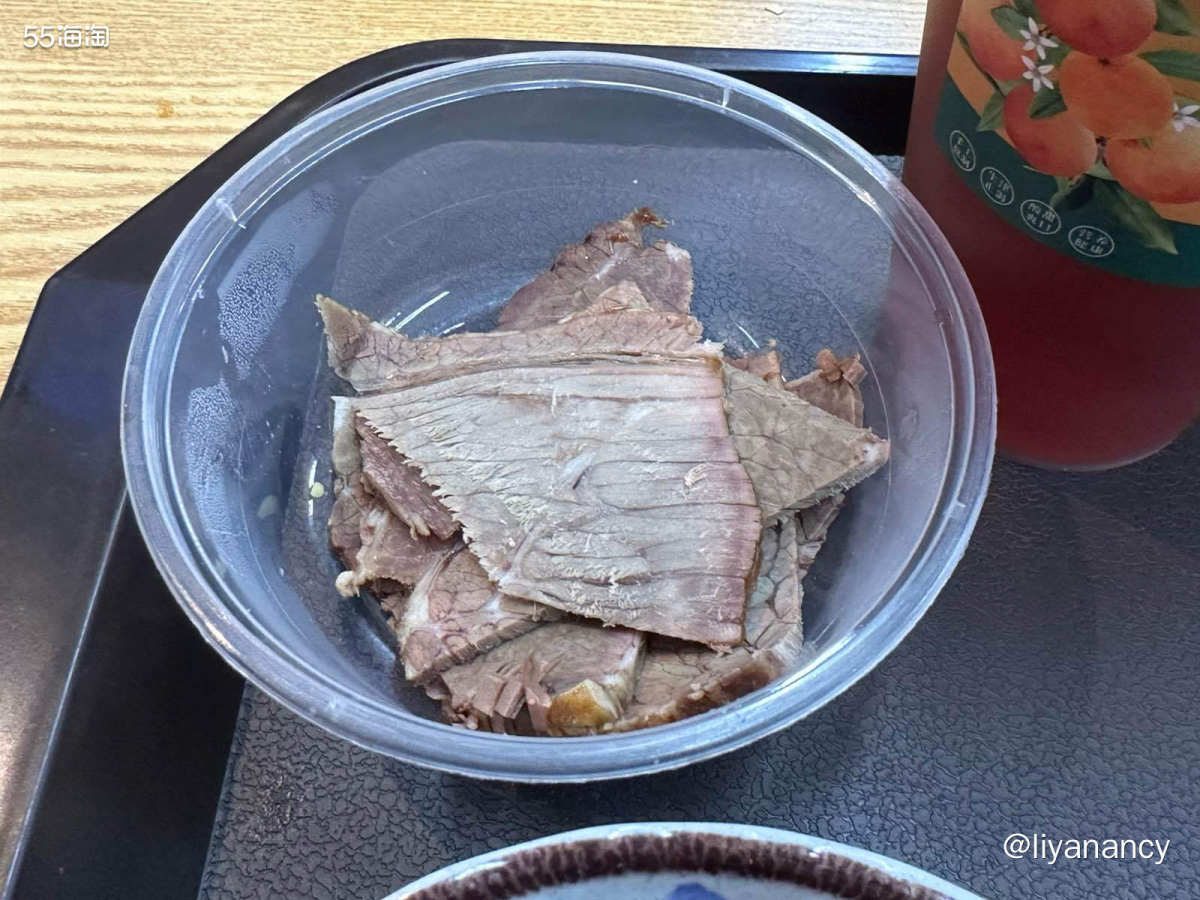 公司附近的一家牛肉拉面， 面的细度是可以跟师傅说的， 茶叶蛋