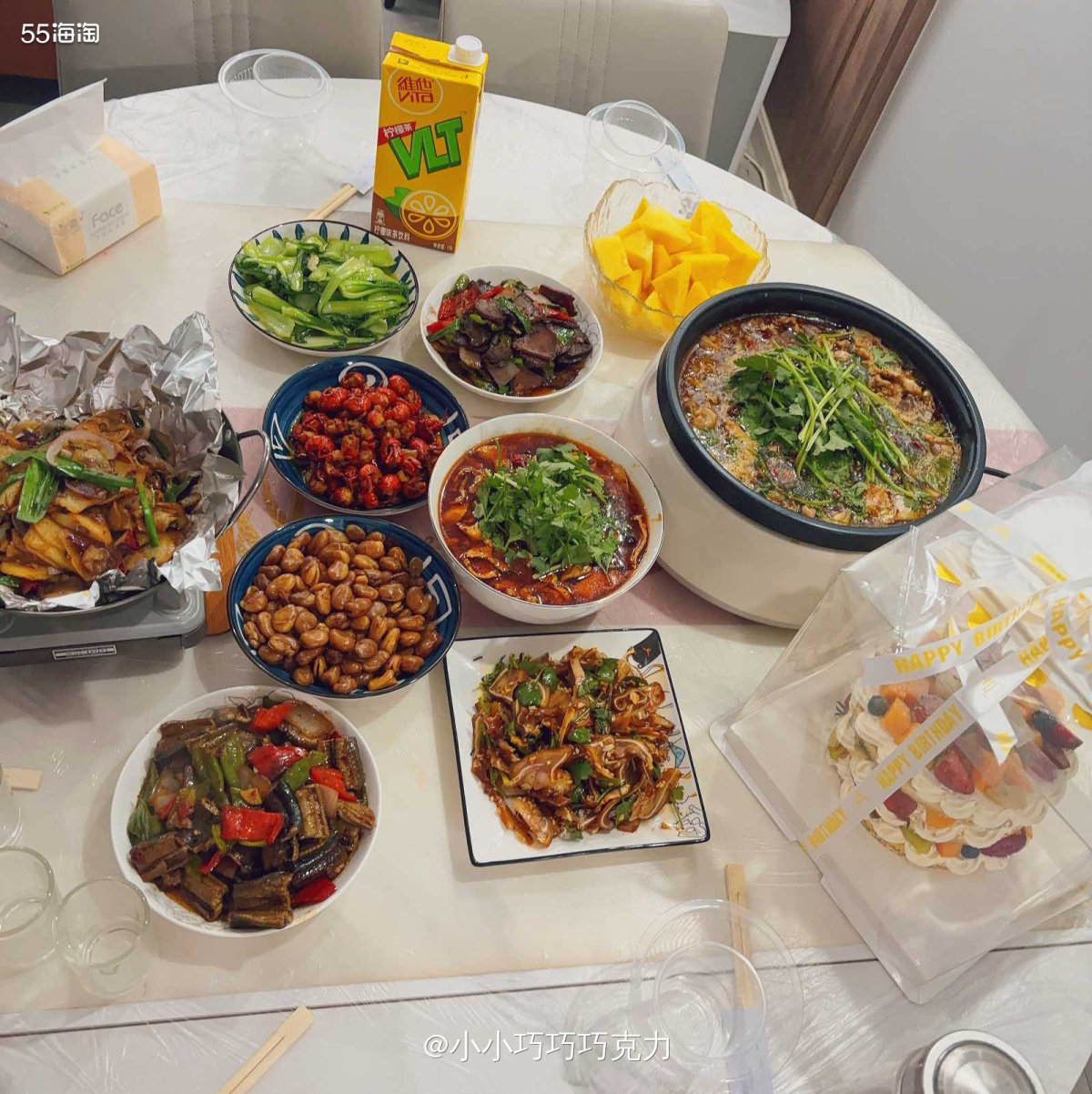 前两天是娃爸爸的生日，本来说出去吃，考虑到有娃，大人要喝酒，