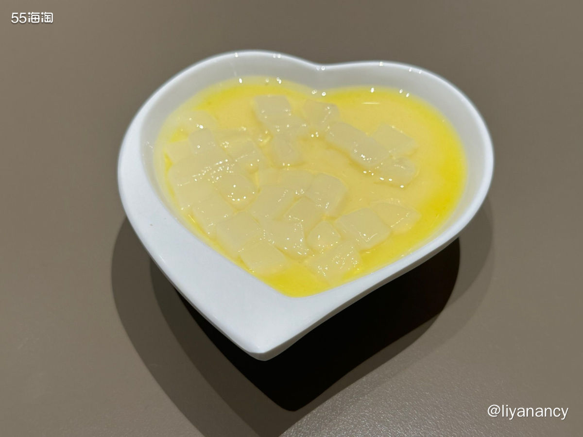 公司楼下的冷面店，虽然冷面是特色， 可是我更喜欢吃他家的韩式