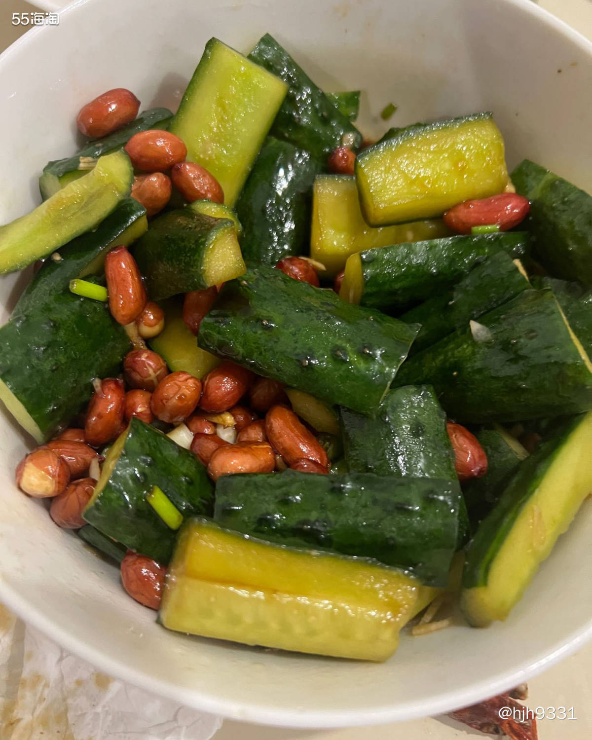 🦞送完孩子补课，我俩去大的批发市场买了些水果，还有他心心念