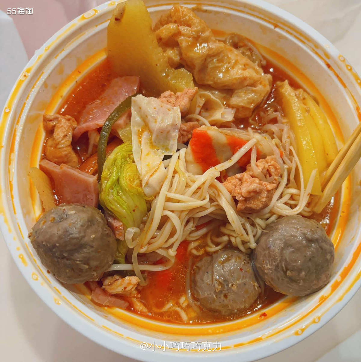 分享一个外卖的美食，看起来平平无奇，但是微瑕还不错，周天晚上