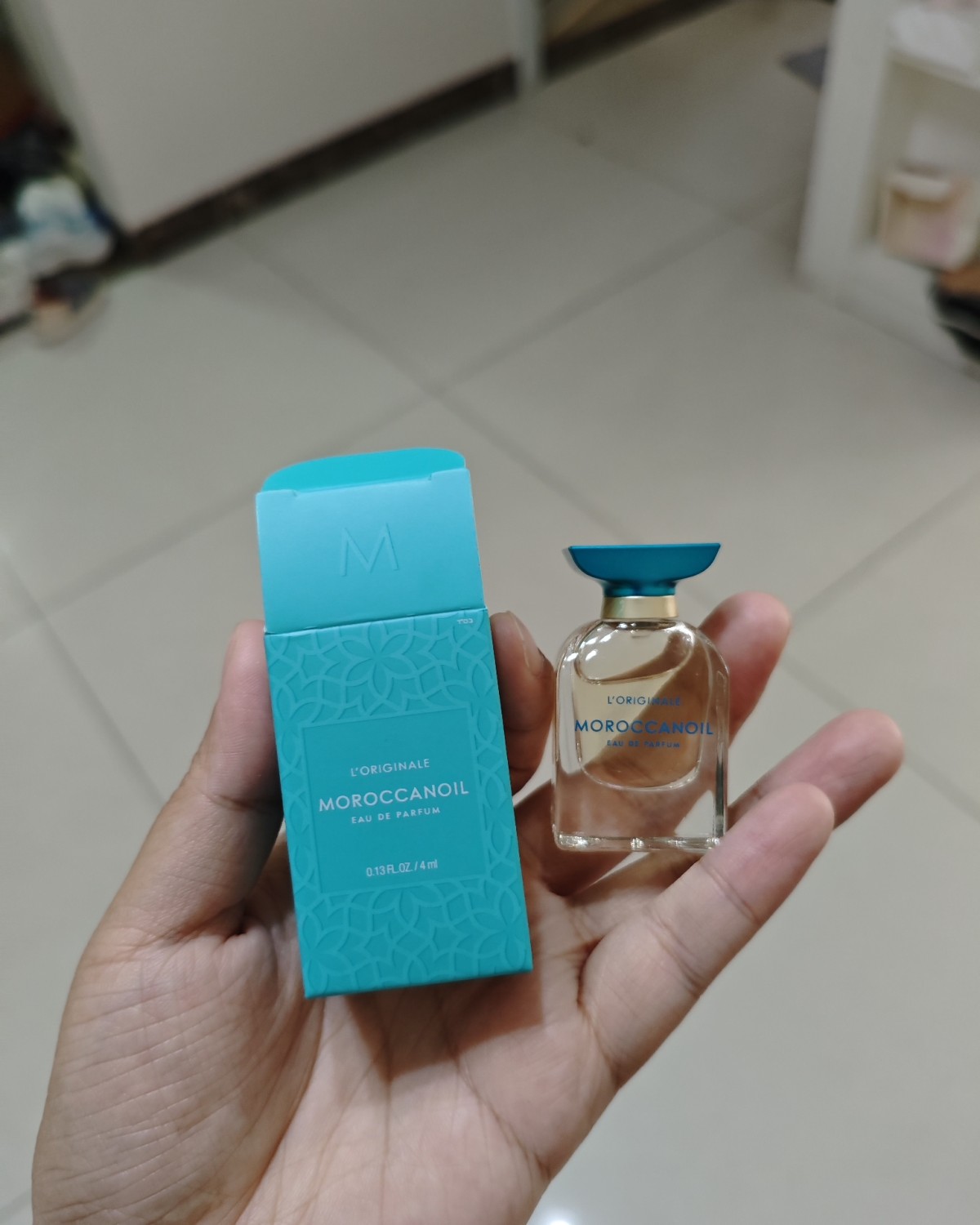 有段时间丝芙兰有5折活动，我就买了些东西，昨天收到了一箱！ 