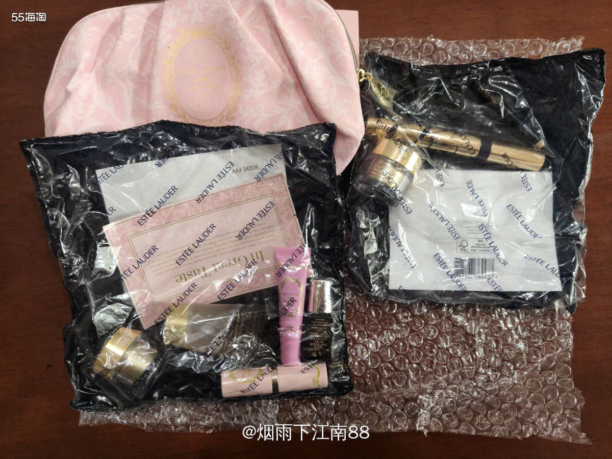 今天收到的转国雅诗兰黛2个礼包，是在2月底下单补发的赠品礼包