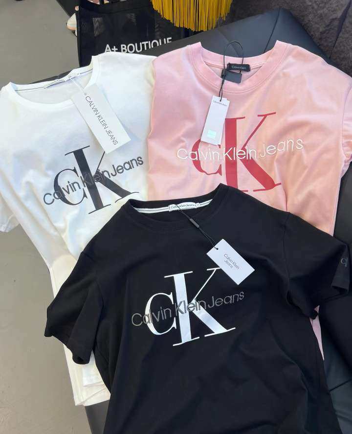 🔎社区提问：转运买衣服可以走哪家转运公司？我想买ck的短袖