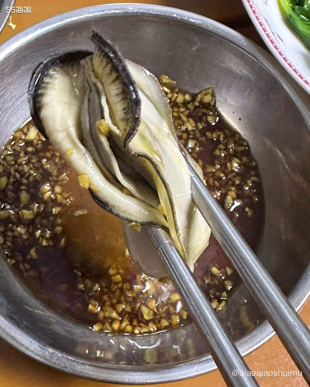 回家这几天，吃了好多好东西，顿顿很丰盛，吃足了海鲜～ 虽说五