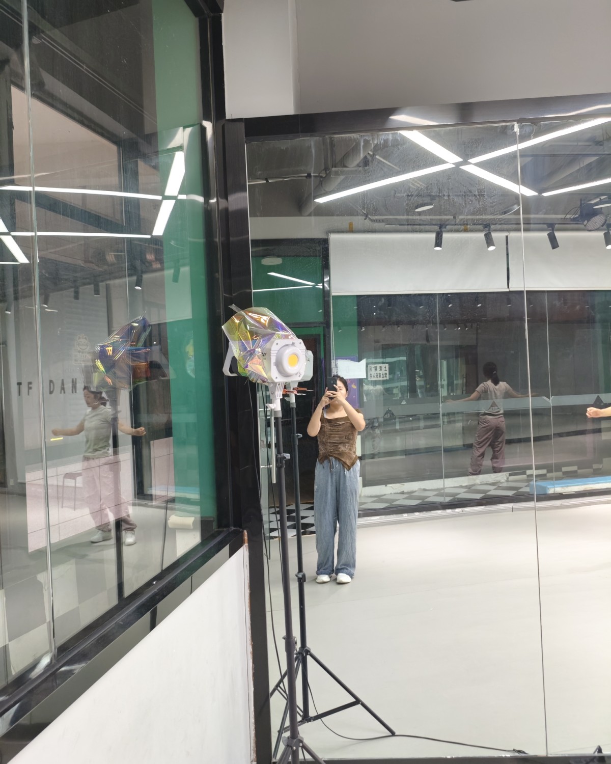 感觉最近吃的大差不差，如果稍微吃多一点会重1斤，但是吃的少一