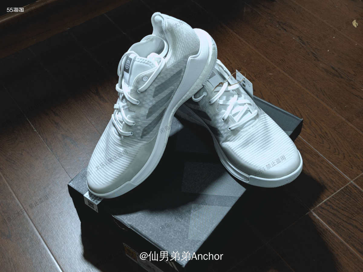 Adidas美网巨折拿下的Crazyflight排球鞋，前后
