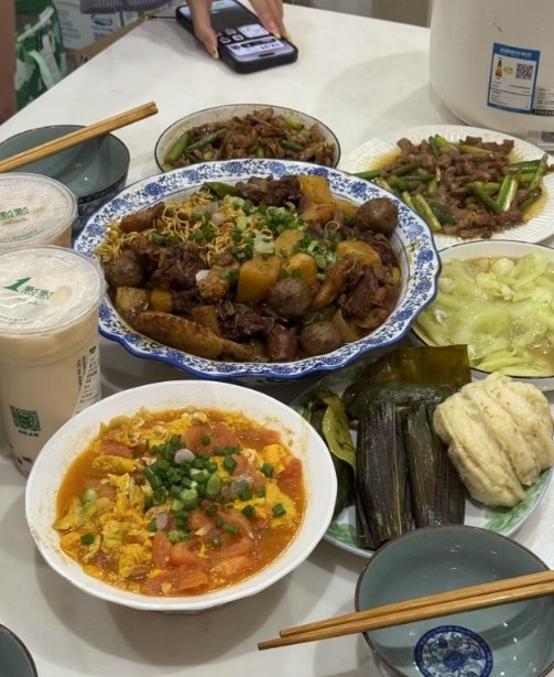 好久没来发帖了，还是来晒两单美食，证明我来过哈哈。 这是上周