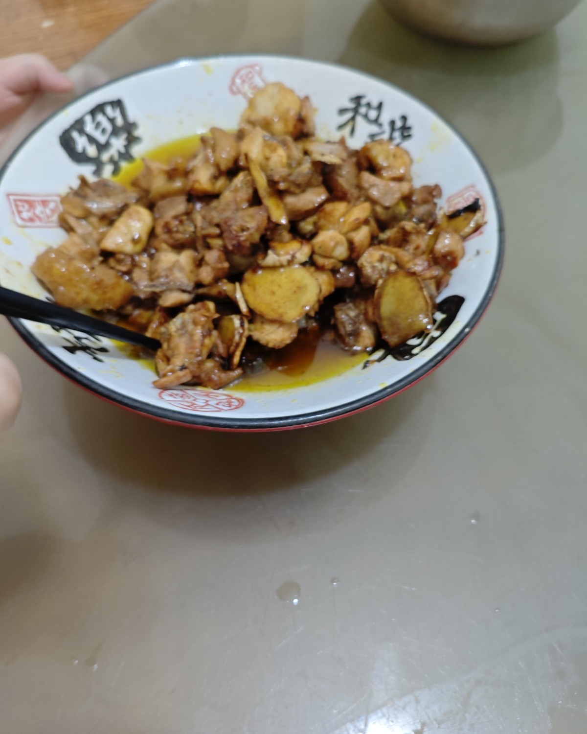 这两天朋友来我的新家来逛逛，就直接请她在附近的网红餐厅打卡了
