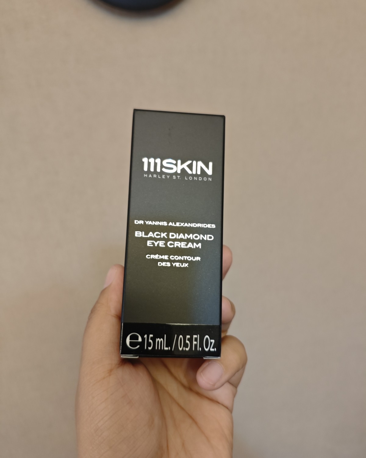 我是致力于用小众品牌的人，最近有111skin和sepai的