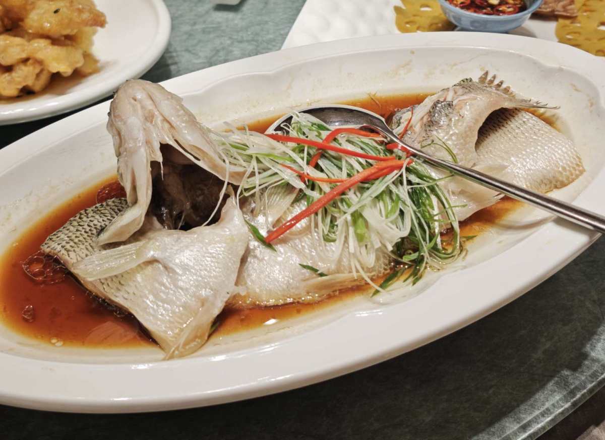 店名:北国饭店。 好像这家饭店只在广东地区才开，据说老板是潮
