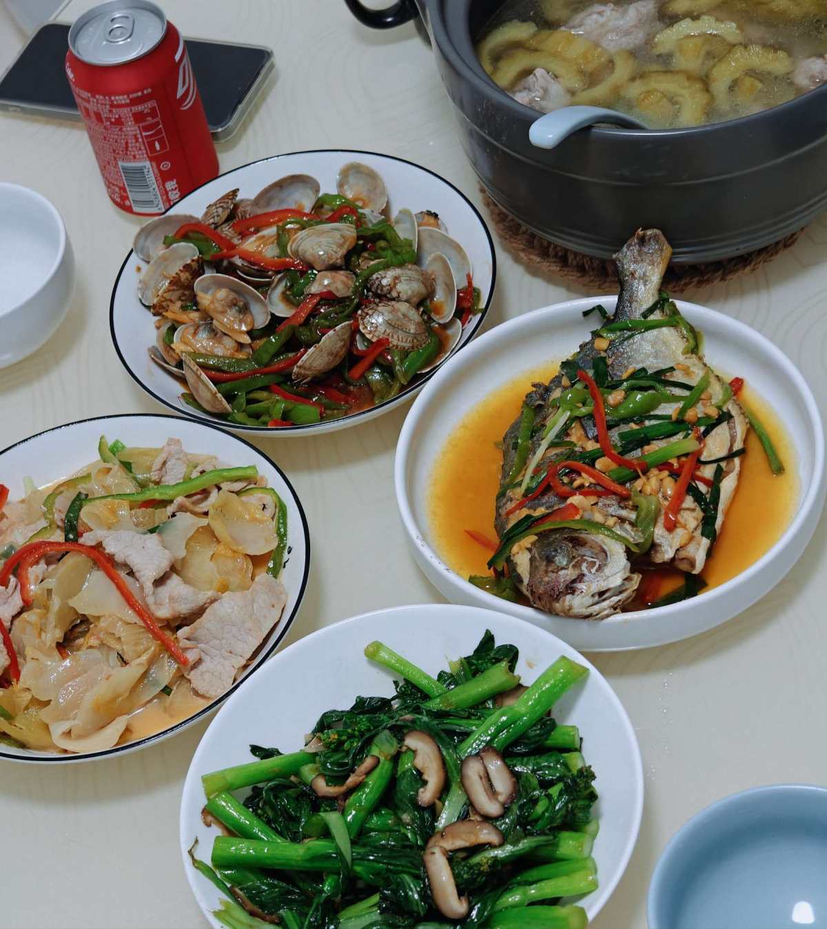 端午的第一顿家常菜！！ 一共做了5个菜，四菜一汤，咸菜炒猪肉