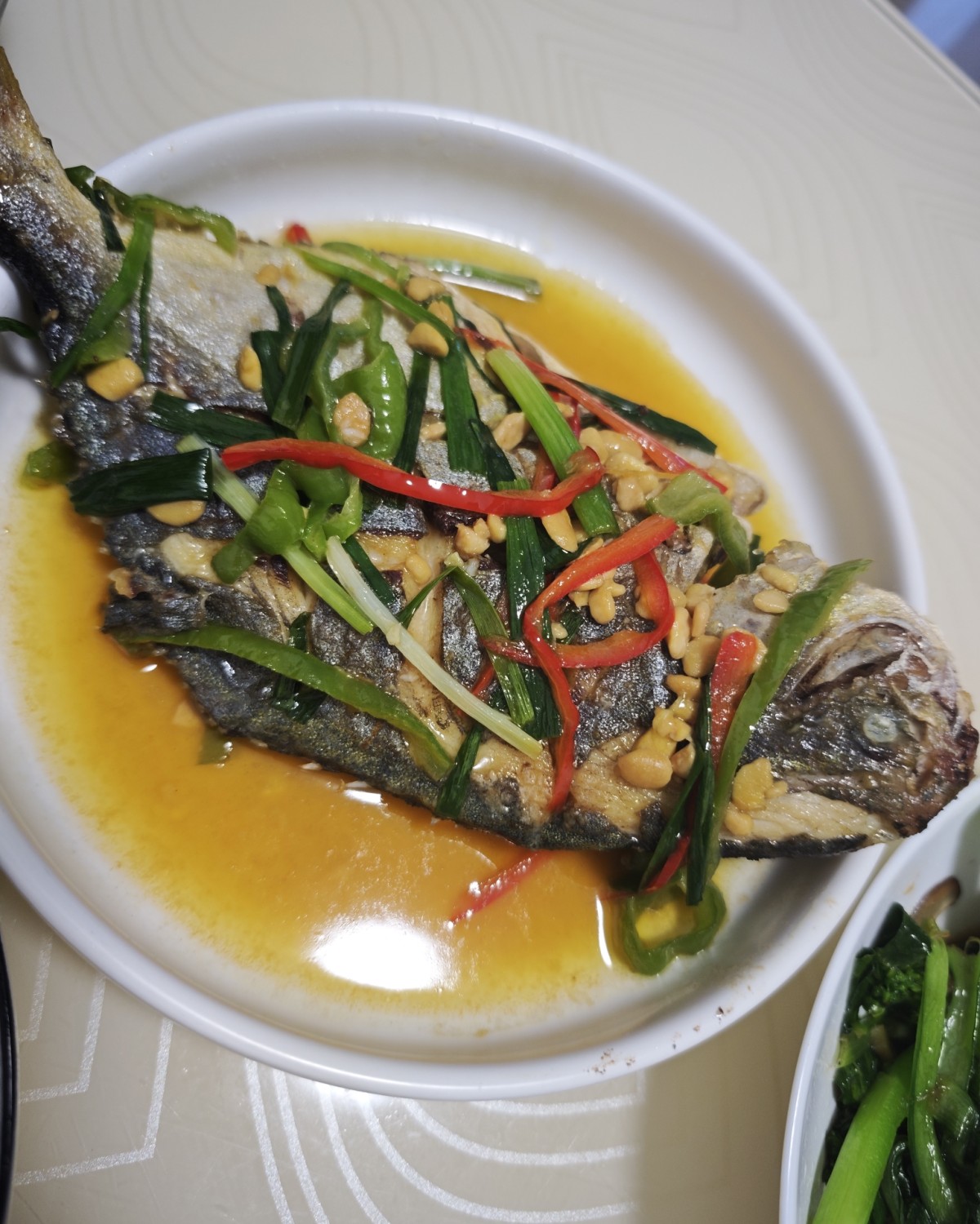 端午的第一顿家常菜！！ 一共做了5个菜，四菜一汤，咸菜炒猪肉