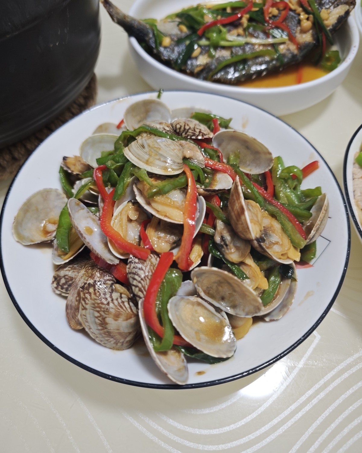 端午的第一顿家常菜！！ 一共做了5个菜，四菜一汤，咸菜炒猪肉