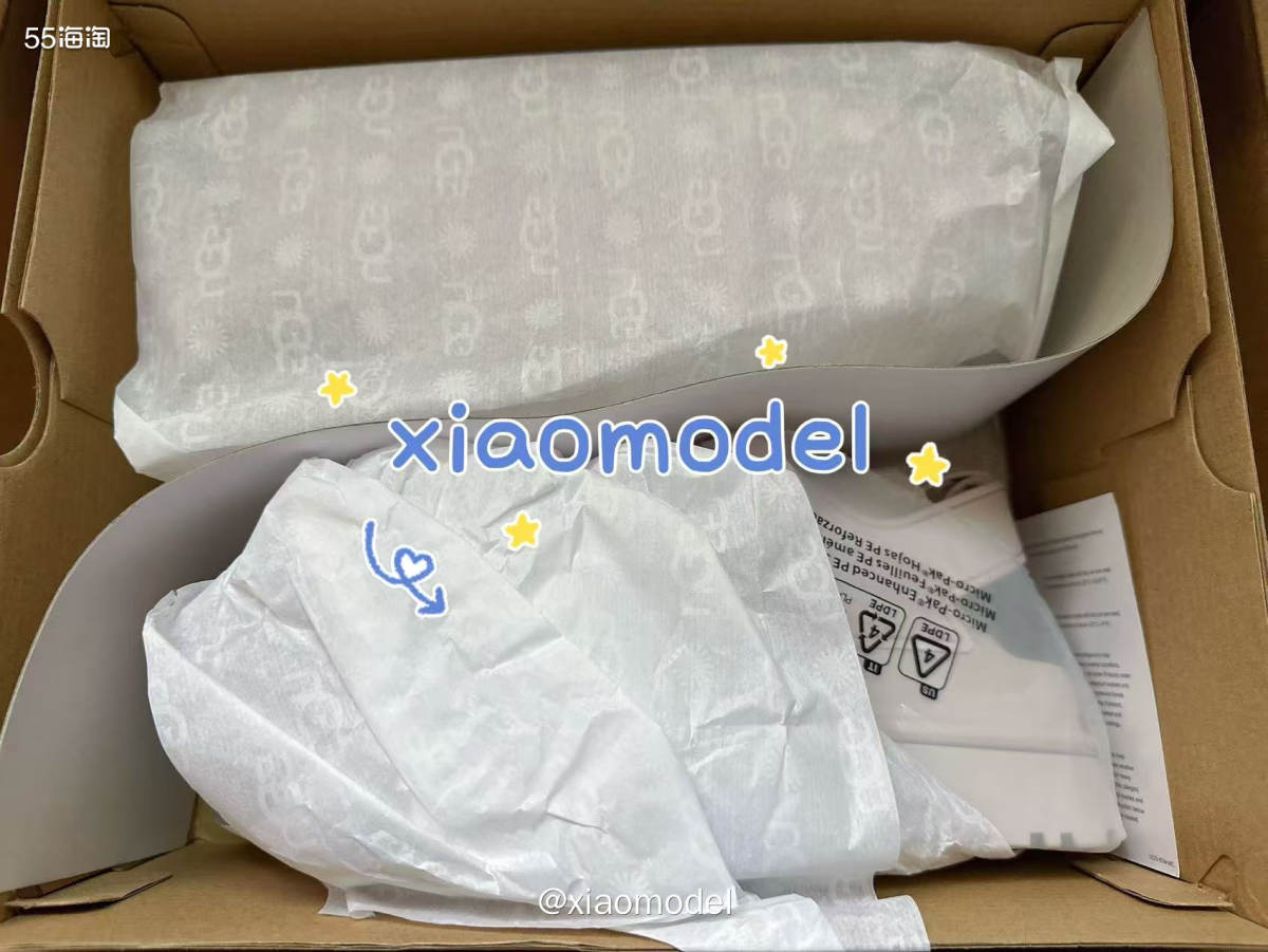 😀又收到一双UGG的磨术贴凉鞋！  🌷运单号：ZY104