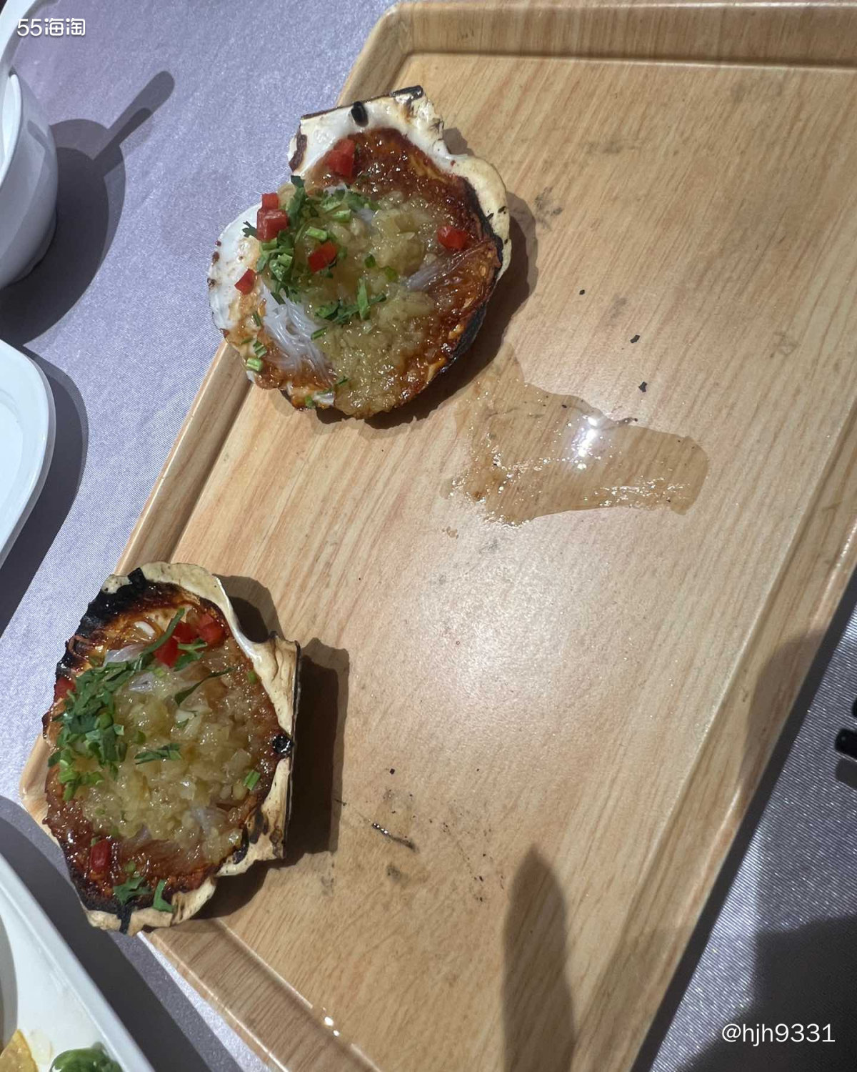 🦞昨天孩子学校组织去学农了，今天下午才回来。两个人在家不想