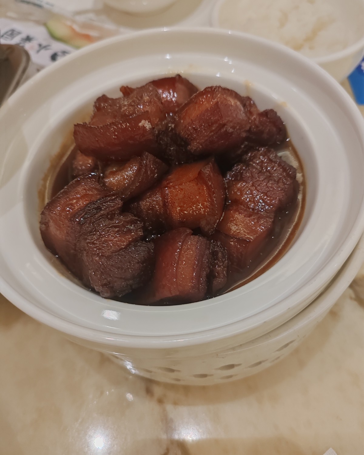 恰逢周末，沫沫小朋友没有别的课程需要上课，正好趁现在带沫沫出