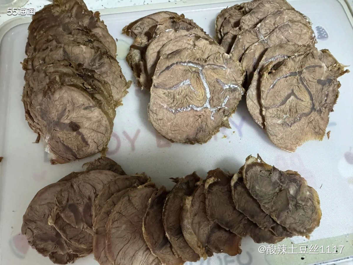 在京东回购了牛腱子，品质一如既往靠谱。两斤装价格通常60元，