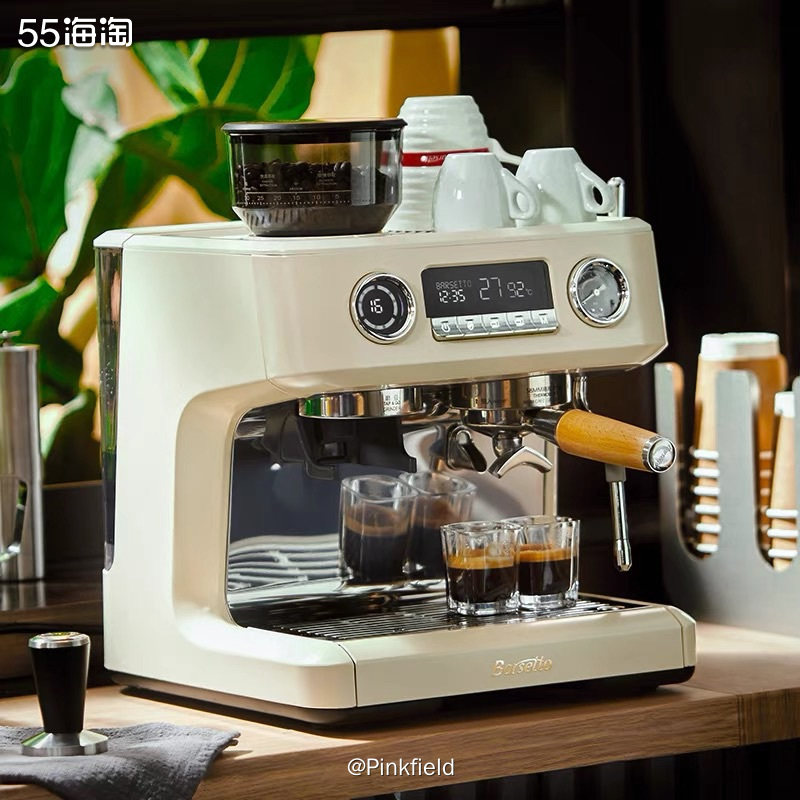 ☕闺蜜家的民宿重新装修的差不多了，之前听她说起过想置办个咖啡