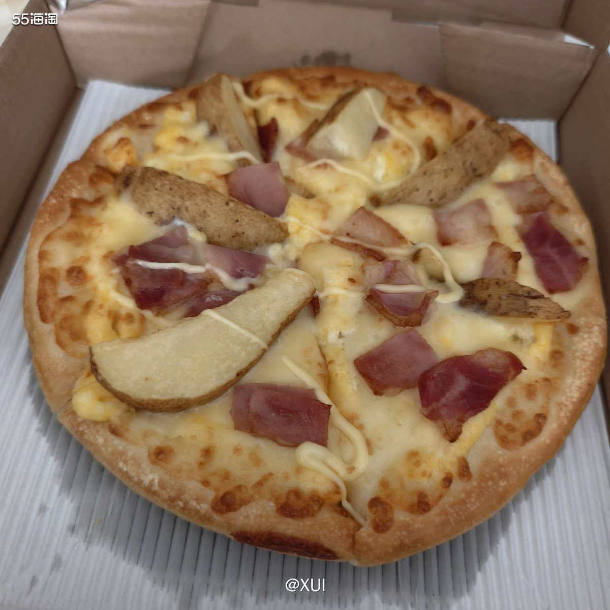 感觉好久没有吃过pizza了，前几天点外卖看到突然又馋了，不