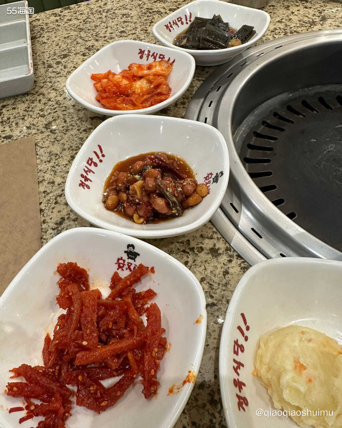 周末两天感觉没吃到啥好东西，回程路上跑来吃顿烤肉吧。 我觉得