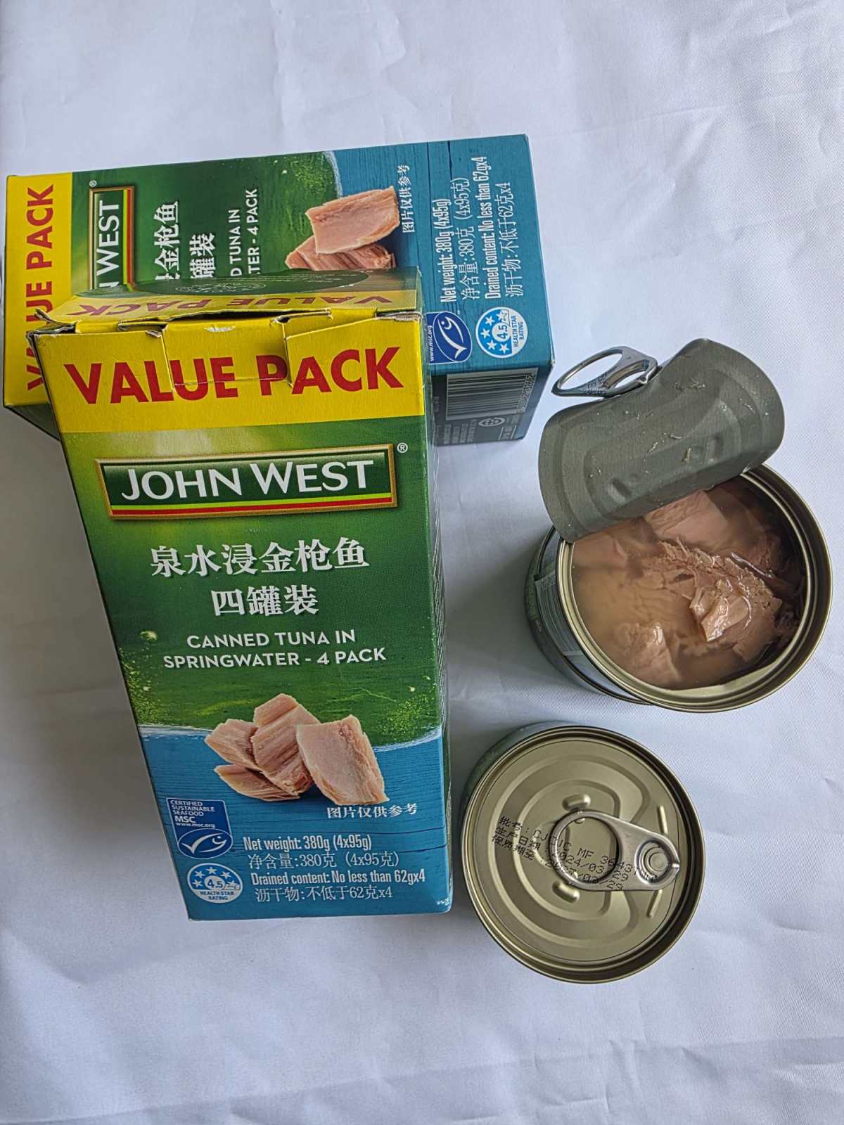 天猫超市买的，感觉是买过里面最好吃的金qiang鱼罐头。口味