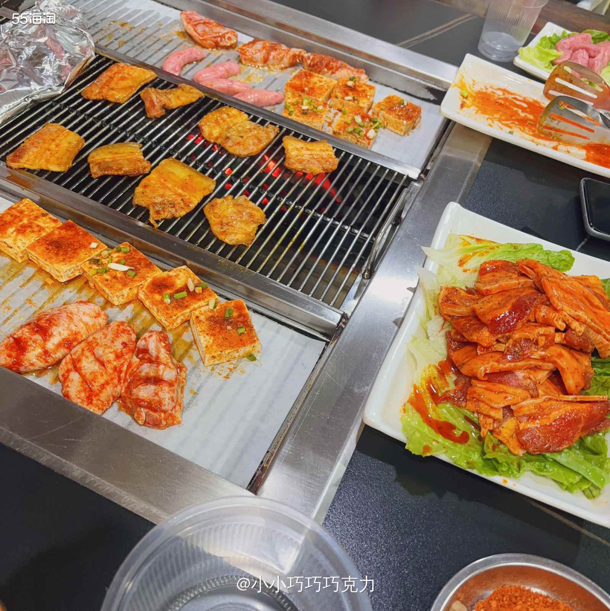 分享前两天吃的烤肉，队友挺喜欢吃烤肉的，说是好久没吃了去大口