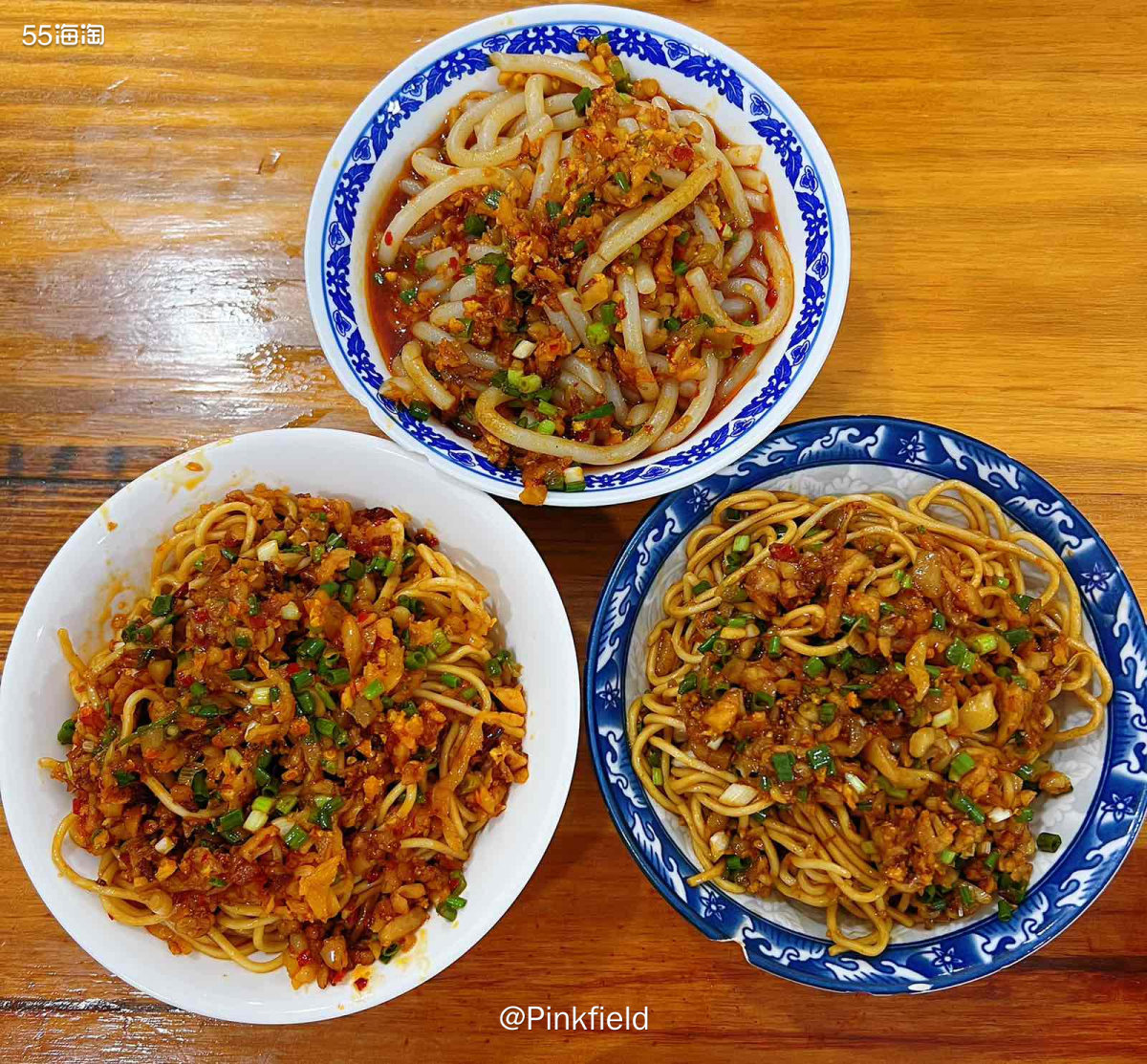 🍜在景德镇的第二天早上，我跟闺蜜6点多出发打卡了三宝村，匆