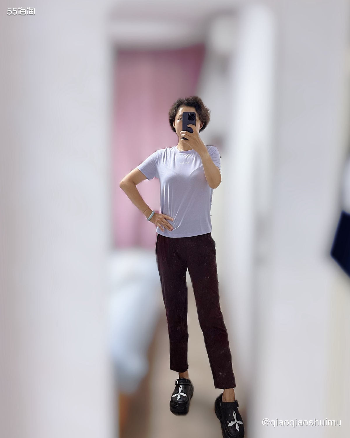 Lululemon的衣服裤子基本都快承包我的衣柜了，去年买的