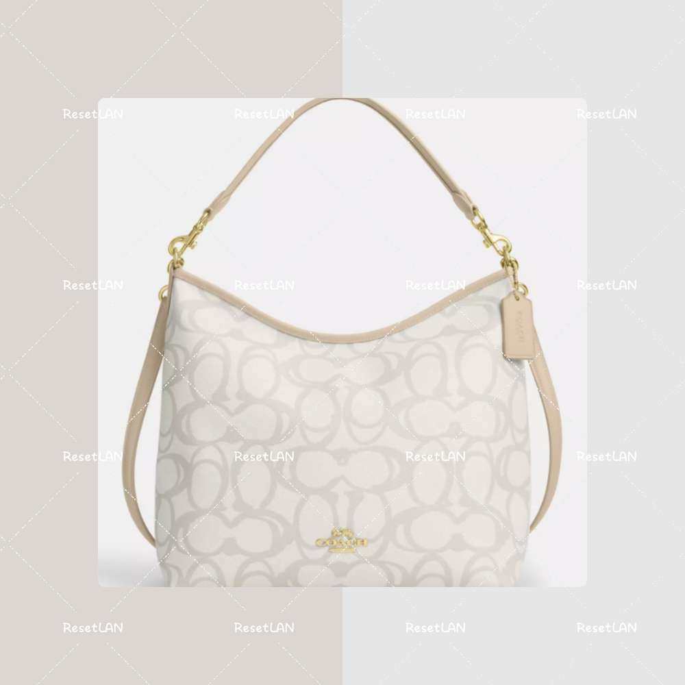 最近我姐也是入了流浪包的坑。 她非要买流浪包。国内的价格又比