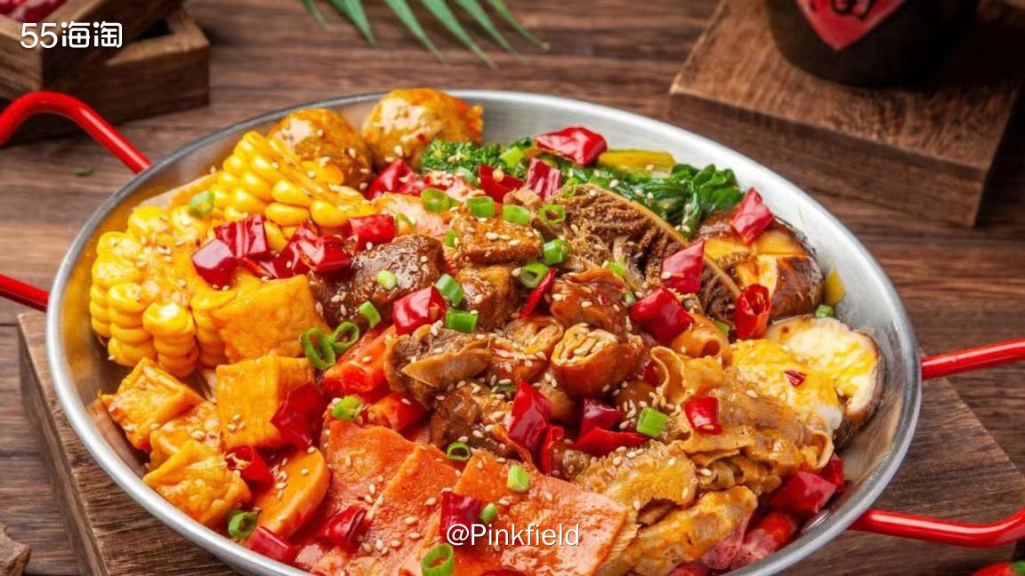 🍲前阵子跟朋友们带娃去商场玩，孩子们想吃意面，我们几个大人