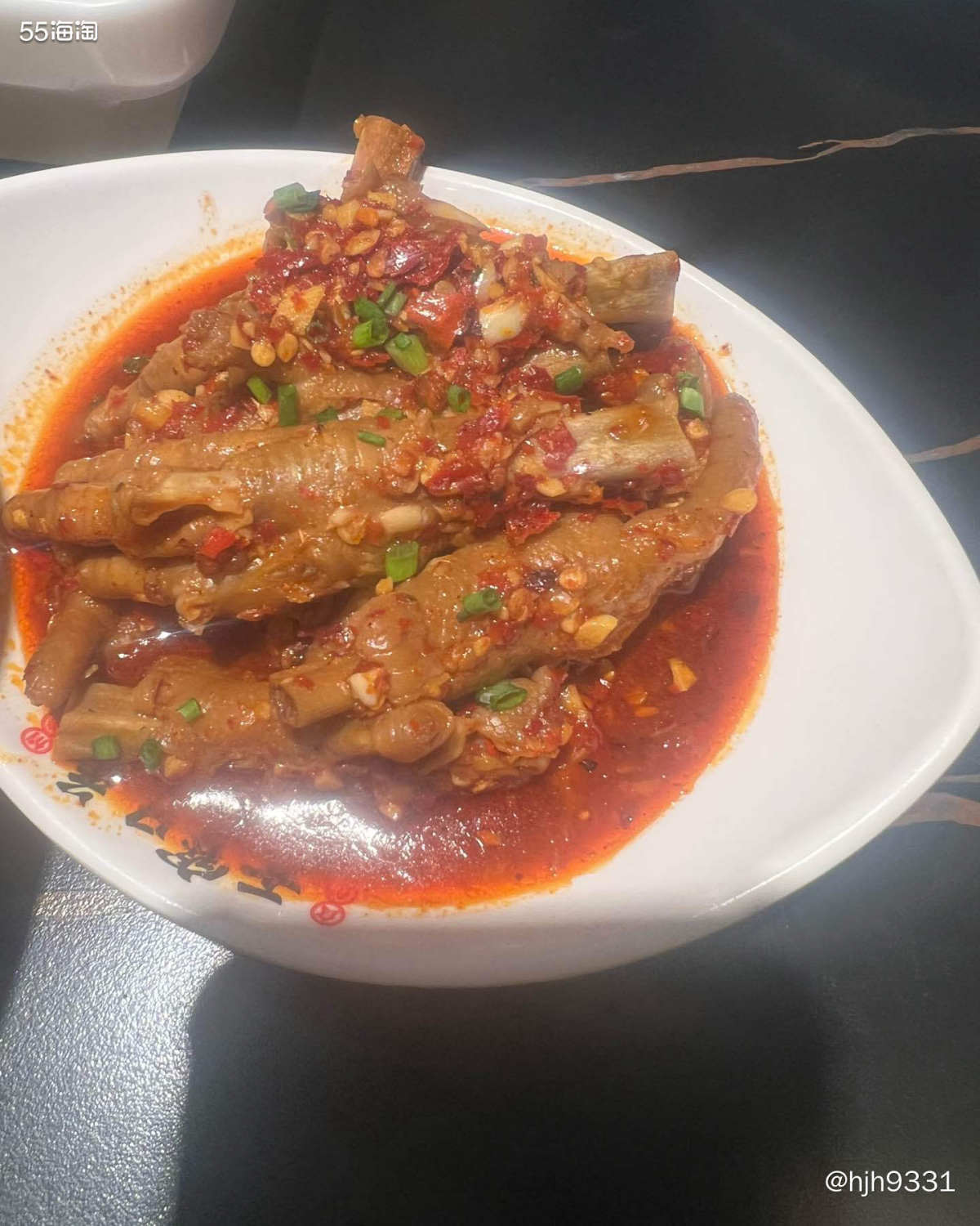 🦞因为第一天吃的太辣了，所以最近几天都尽量不点辣的，孩子不