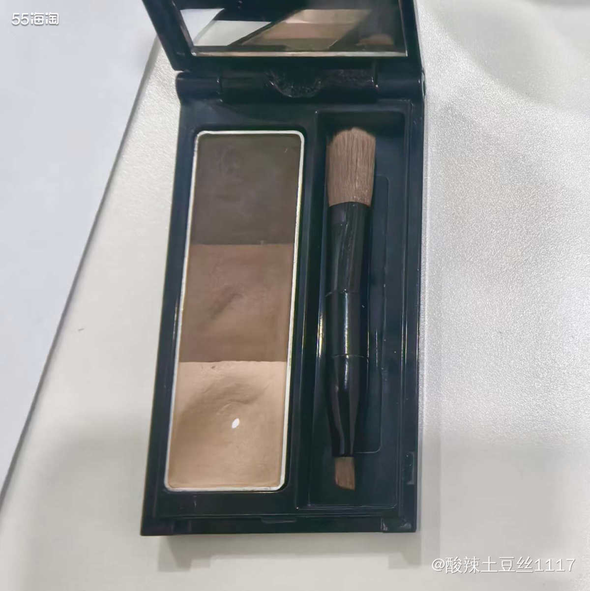 2013年左右我记得我刚毕业，那时候日妆和韩妆真的很流行，这
