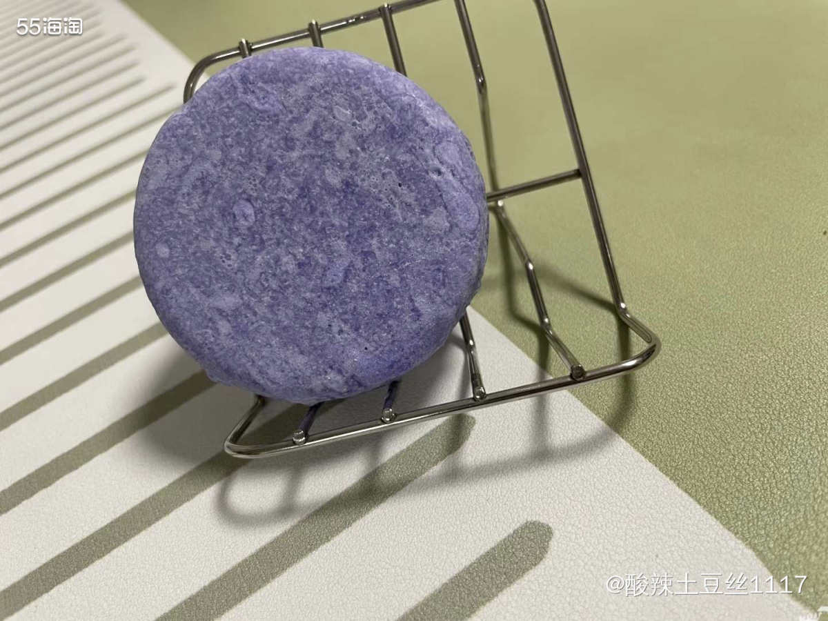 曾几何时，英国的LUSH洗头皂可是洗护界的网红。主打**成分