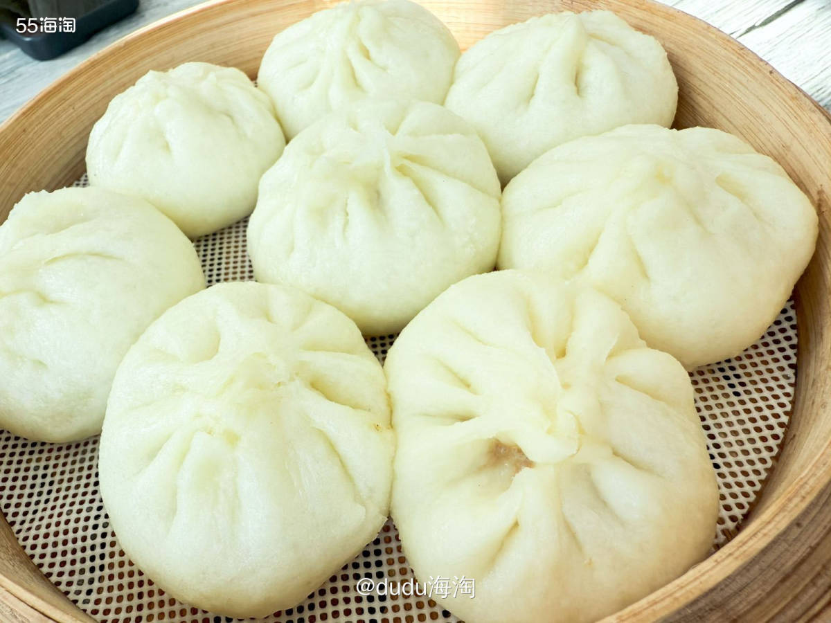 🌿这是在内蒙吃的一顿早餐，这边早上都是喝奶茶，都是咸口的，