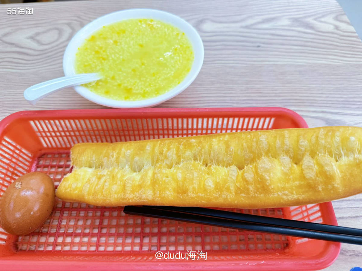 💦从乌兰布统回京休息几天后就开始搬家了，队友早上开车顺道就