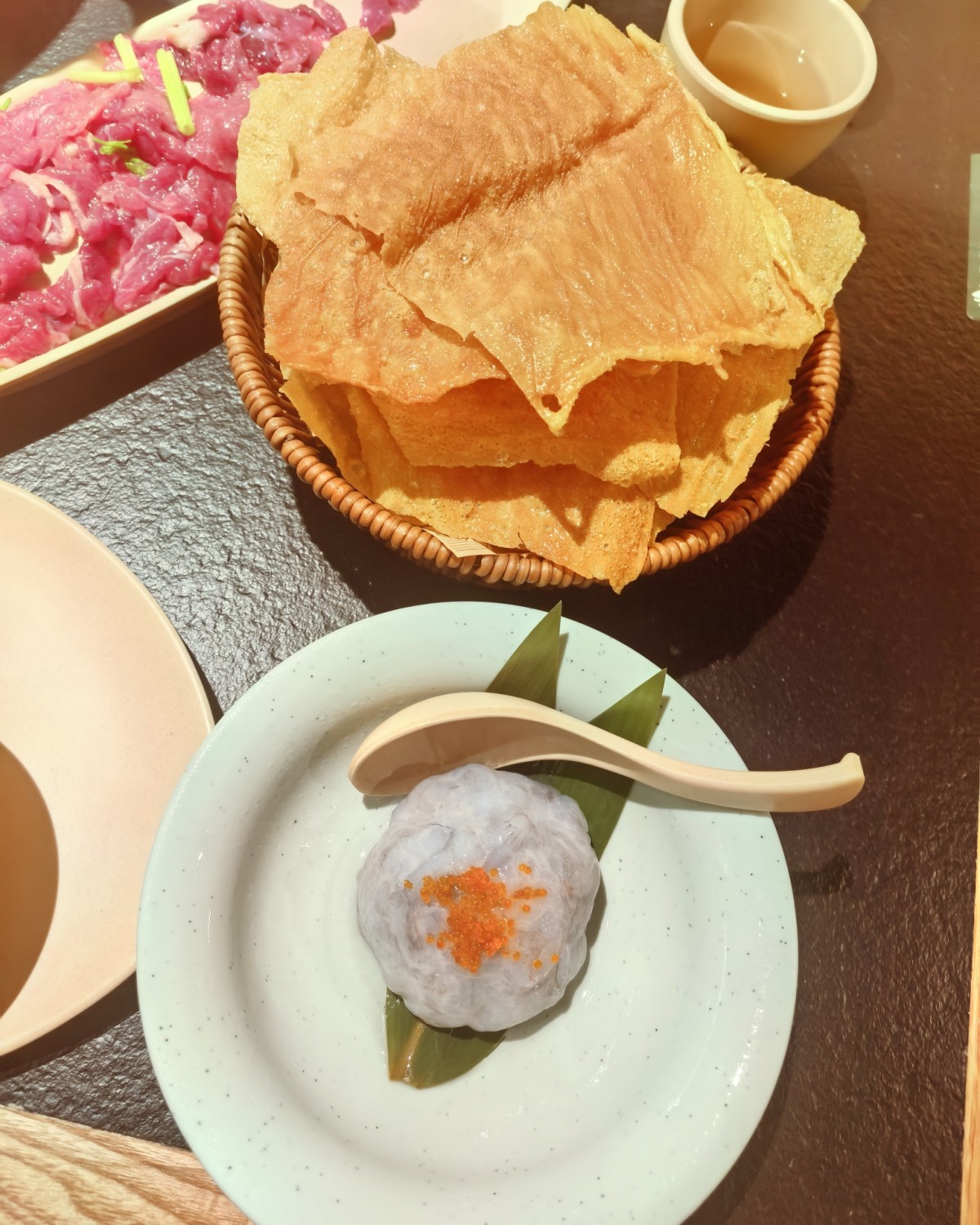 🌸再来分享一顿云南酸汤牛肉火锅，感觉大夏天吃火锅其实也还可