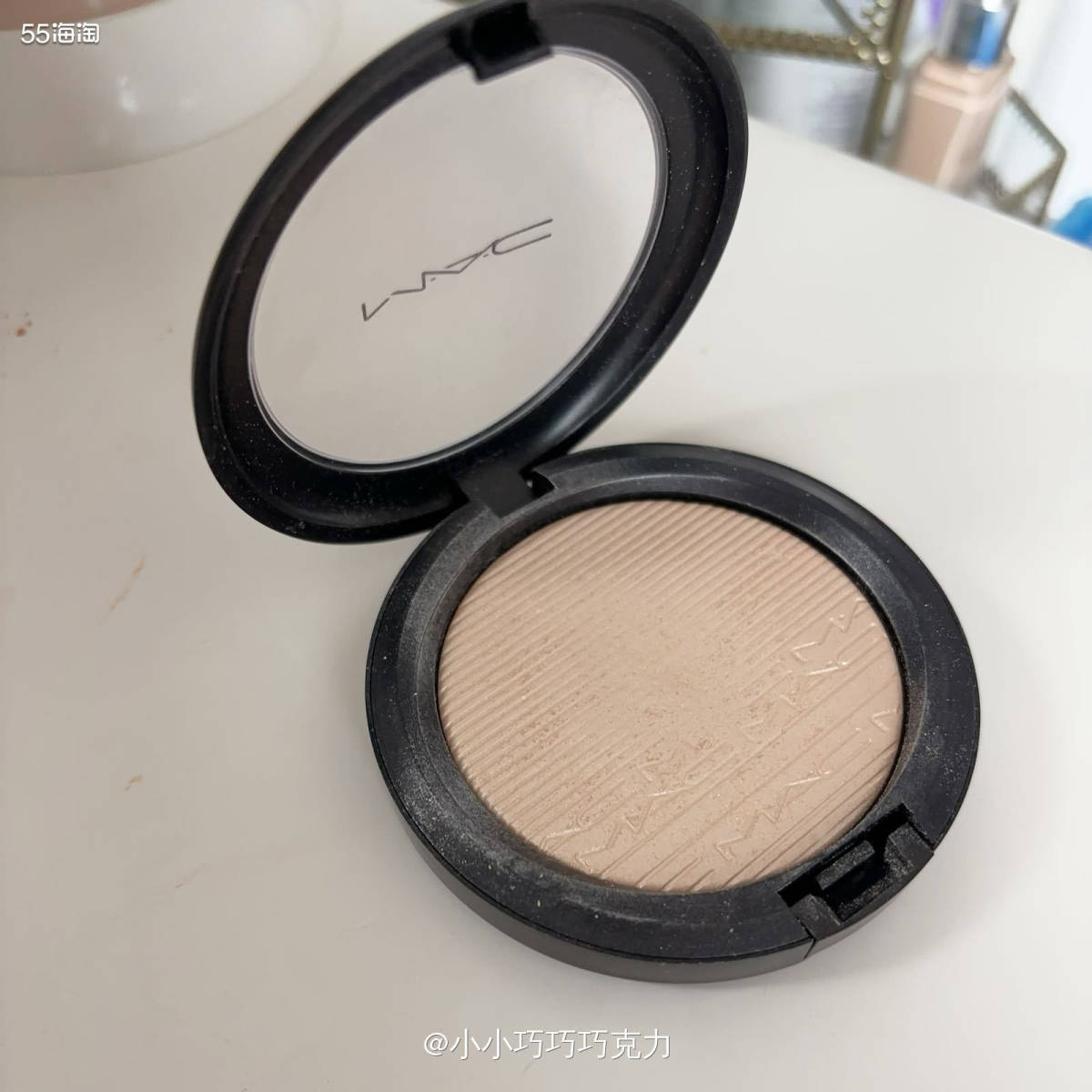 🏖️MAC的彩妆还是做的不错的，特别出名的就有他家的高光吧